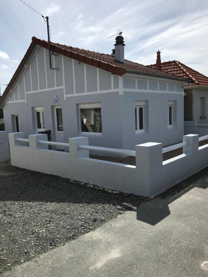 Villa Proche Mer St Martin De Bréhal Eksteriør billede